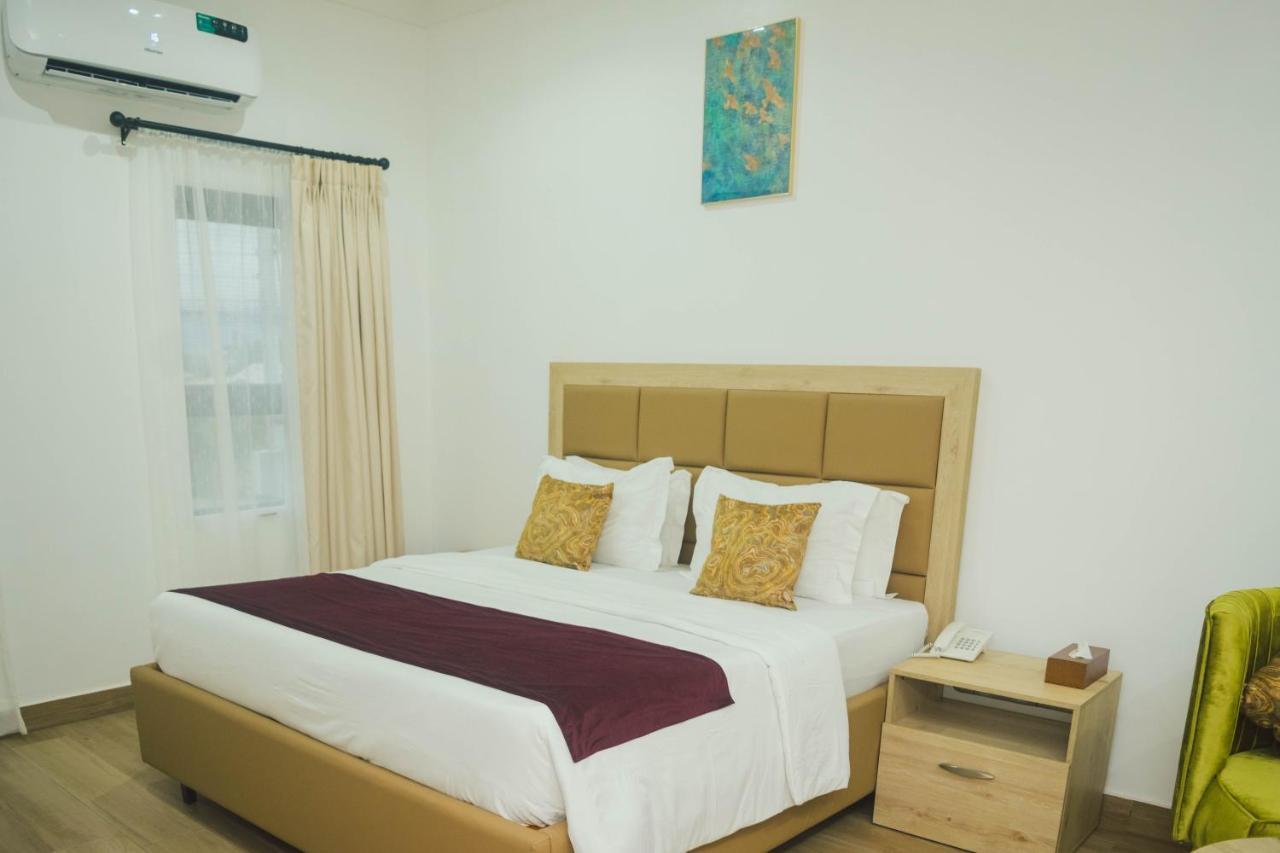 Quest Boutique Hotel Gwarinpa 外观 照片