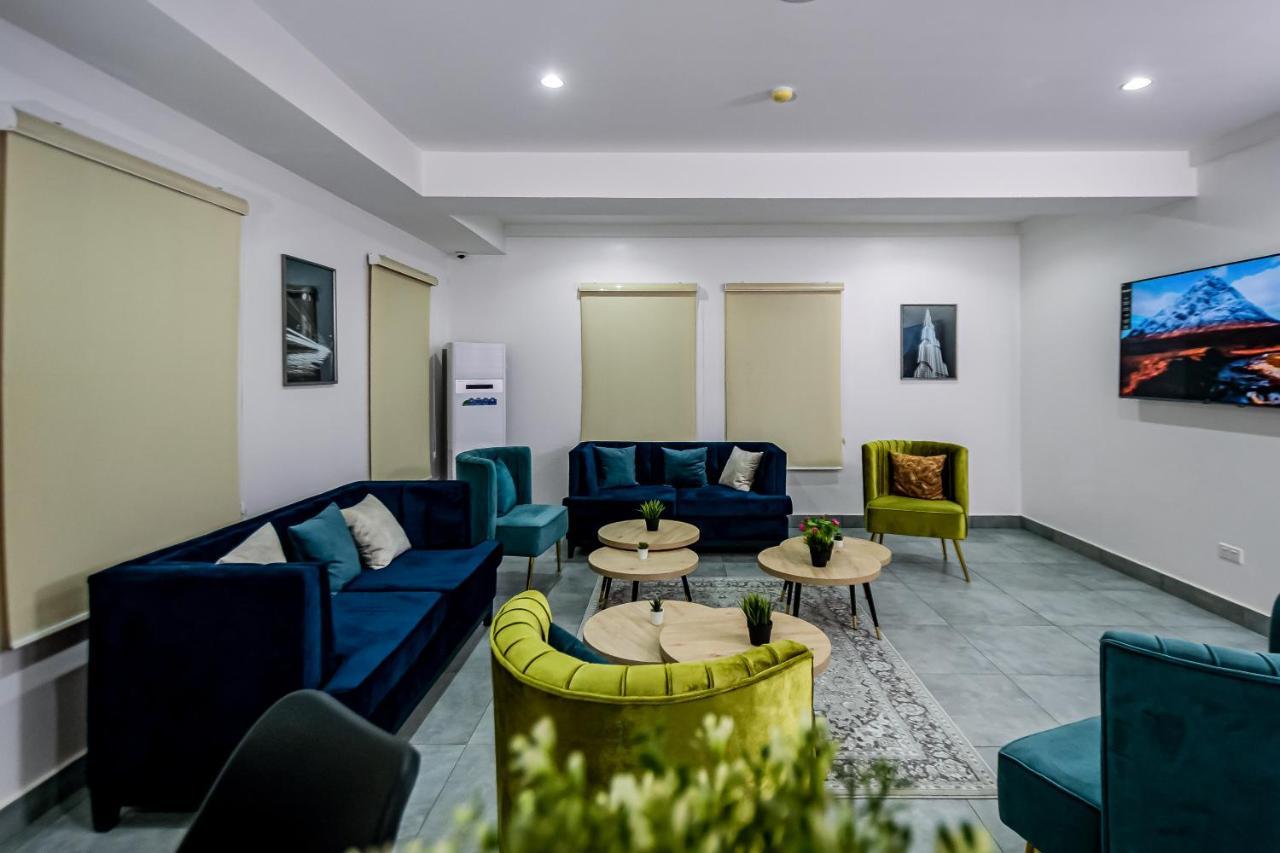 Quest Boutique Hotel Gwarinpa 外观 照片