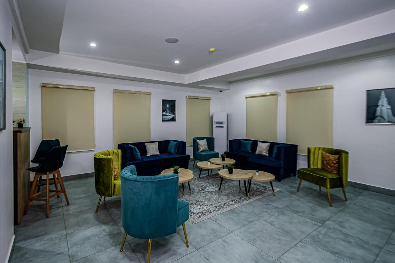 Quest Boutique Hotel Gwarinpa 外观 照片