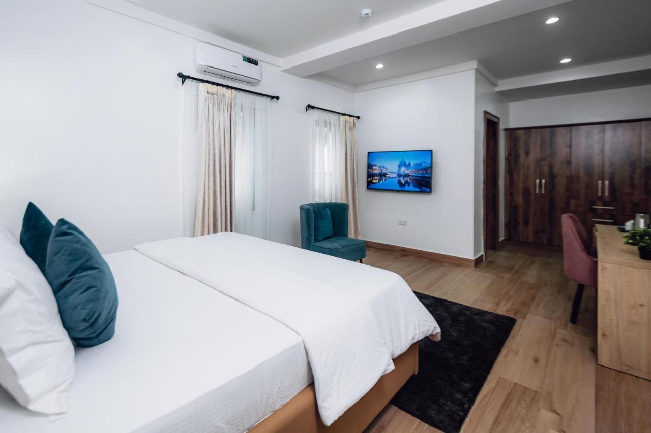 Quest Boutique Hotel Gwarinpa 外观 照片