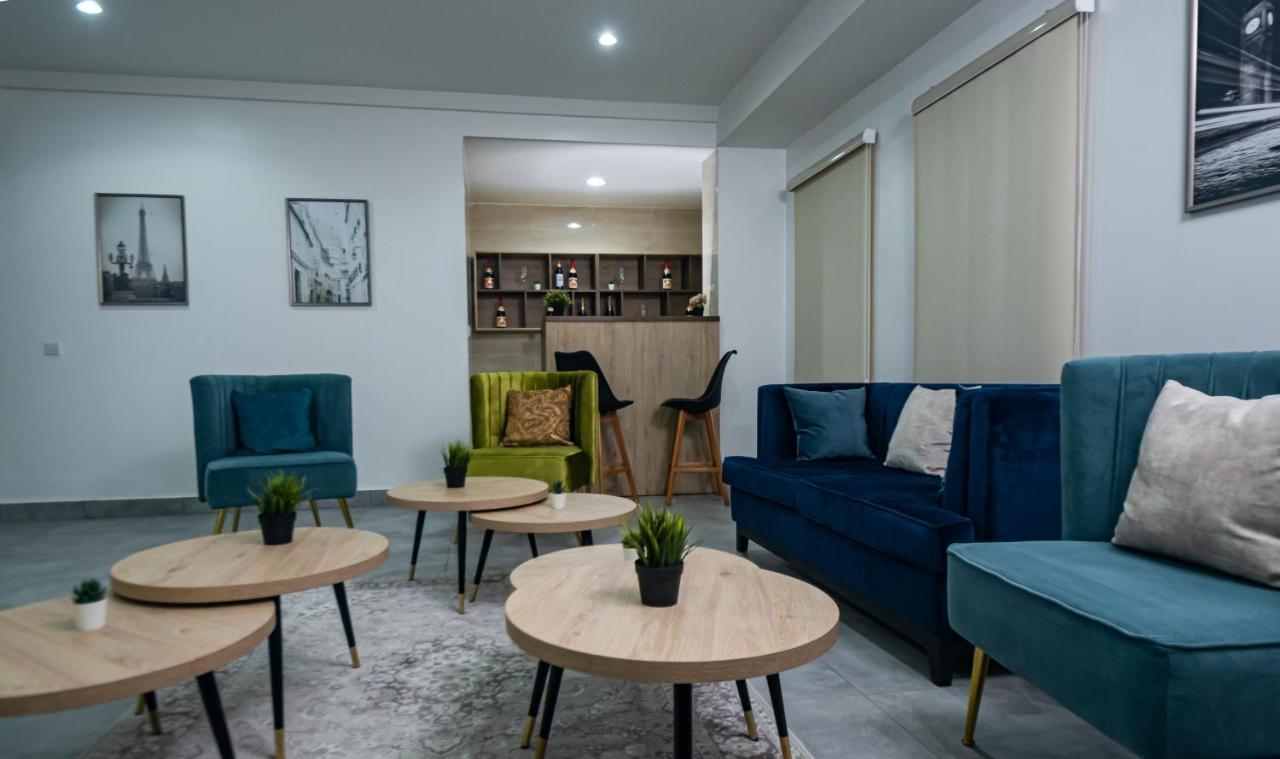 Quest Boutique Hotel Gwarinpa 外观 照片