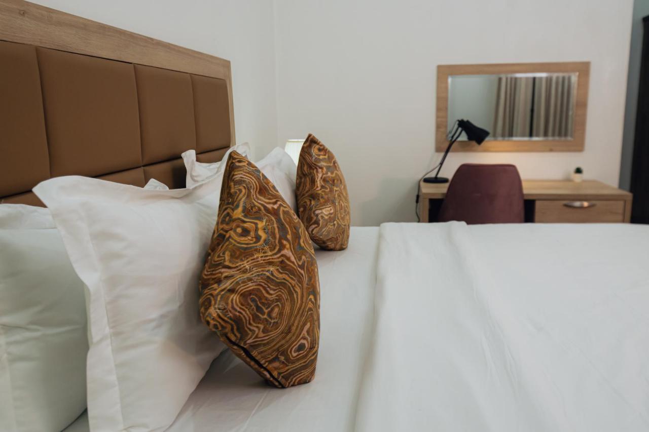 Quest Boutique Hotel Gwarinpa 外观 照片