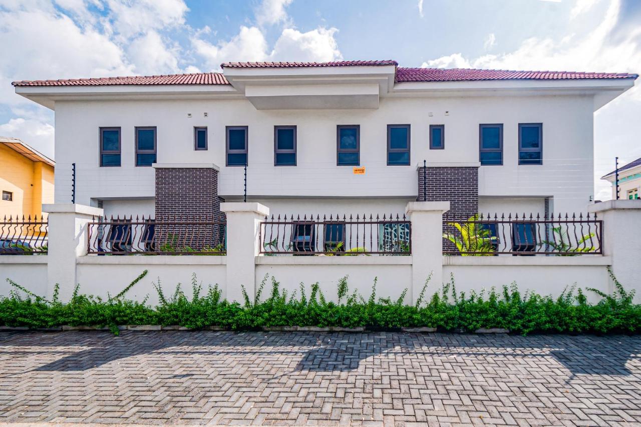 Quest Boutique Hotel Gwarinpa 外观 照片