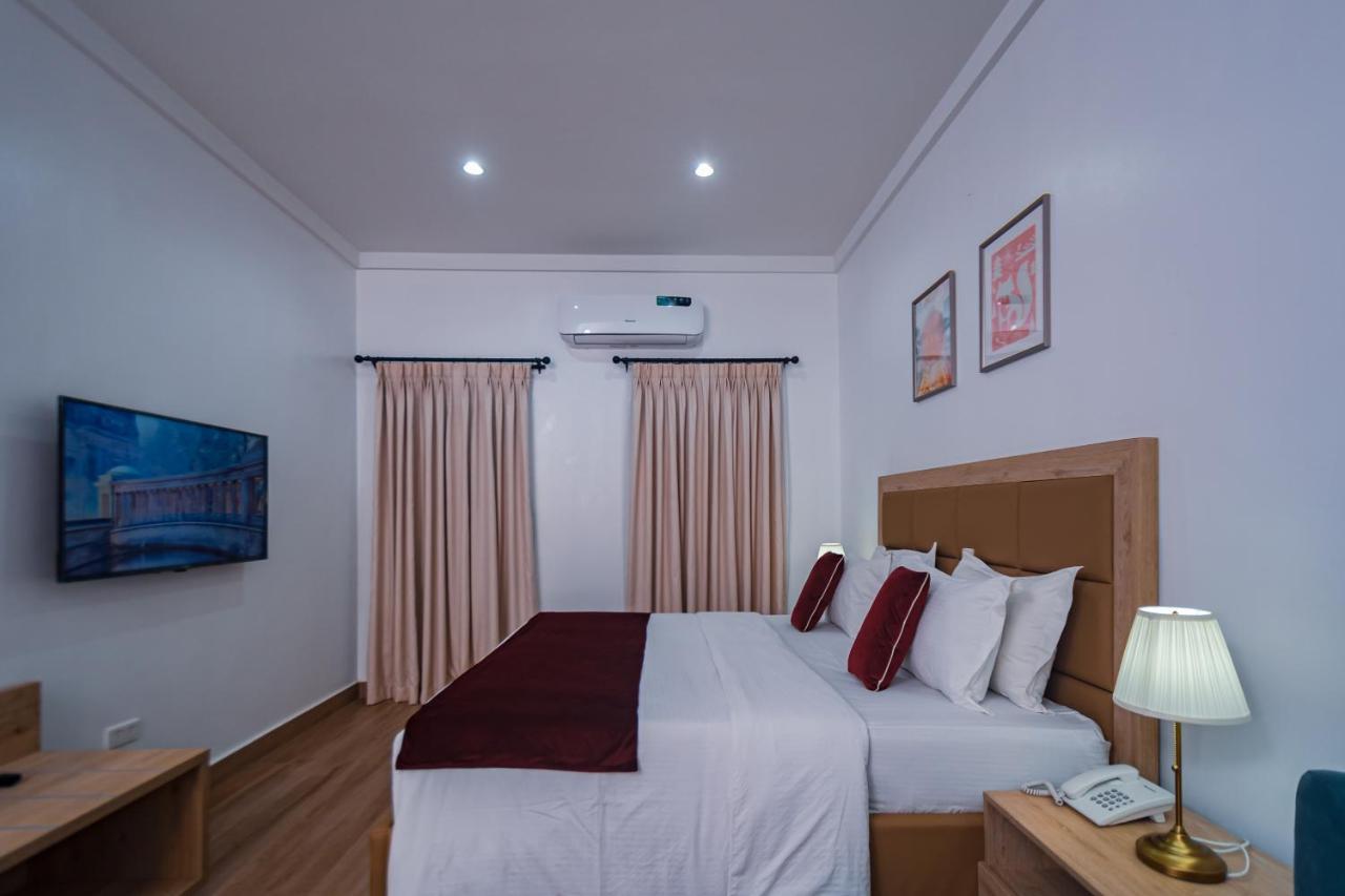 Quest Boutique Hotel Gwarinpa 外观 照片