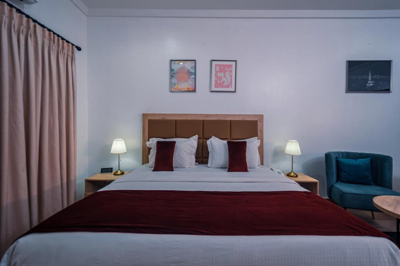Quest Boutique Hotel Gwarinpa 外观 照片