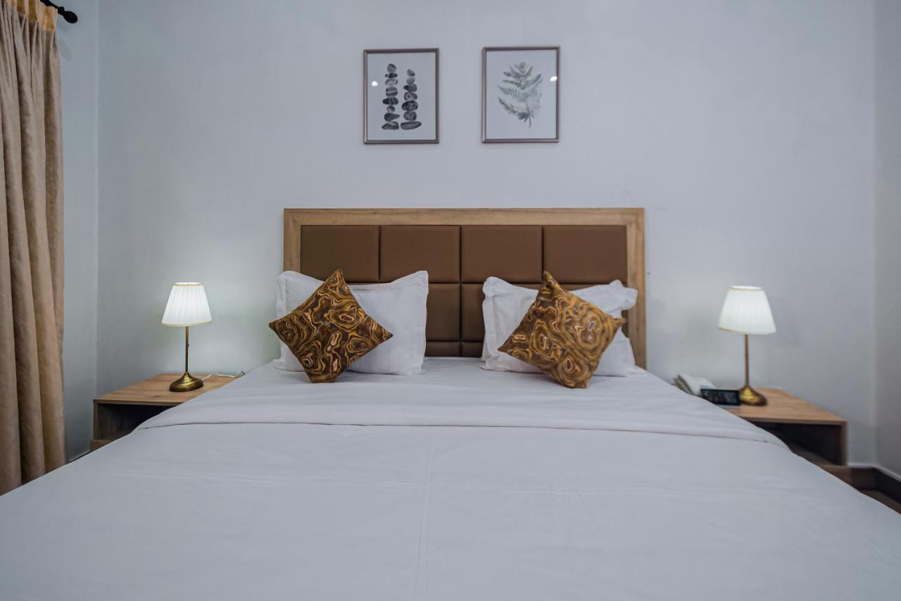 Quest Boutique Hotel Gwarinpa 外观 照片