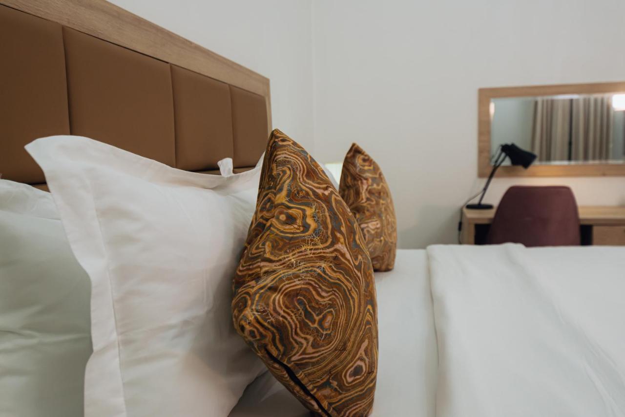 Quest Boutique Hotel Gwarinpa 外观 照片